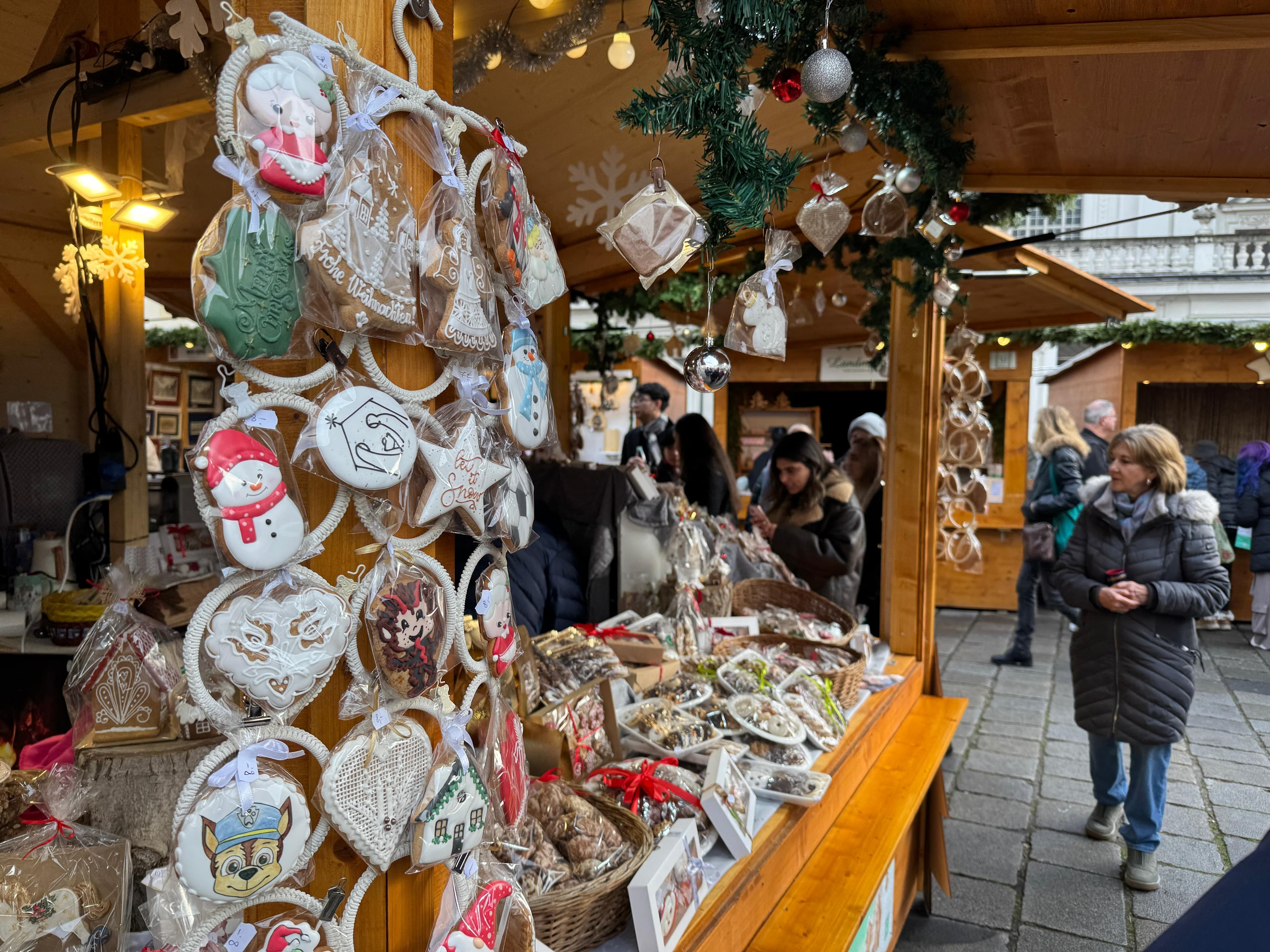 Christmas Magic on Schwarzenbergplatz